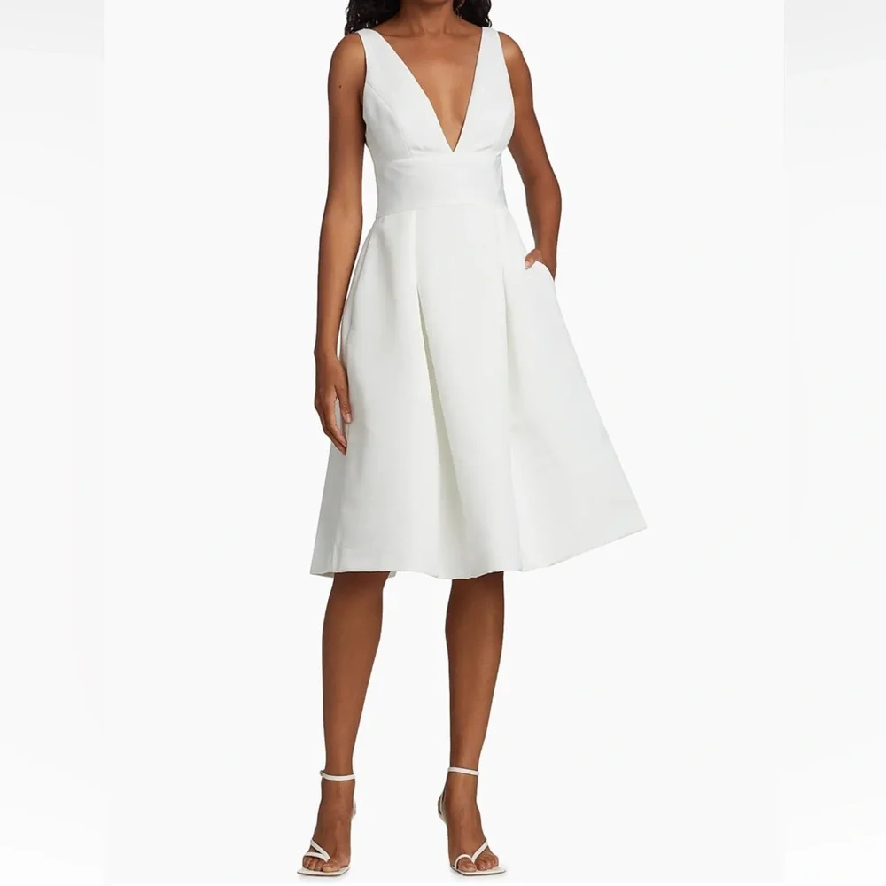 Amsale Faille Deep V-Neck Dress Size 6 NWT - Picture 1 of 9